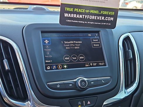 Used 2023 Chevrolet Equinox LT image 25