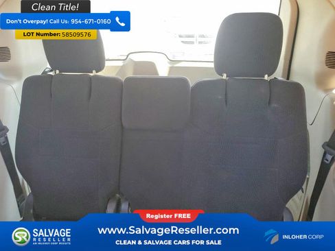 Used 2013 Dodge Grand Caravan SE FWD image 13