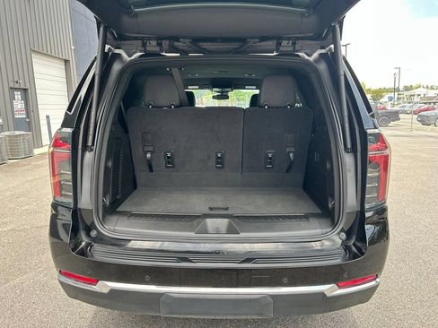 Used 2025 Chevrolet Tahoe LT RWD image 29