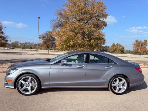 Used 2012 Mercedes-Benz CLS 550 CLS550 image 6