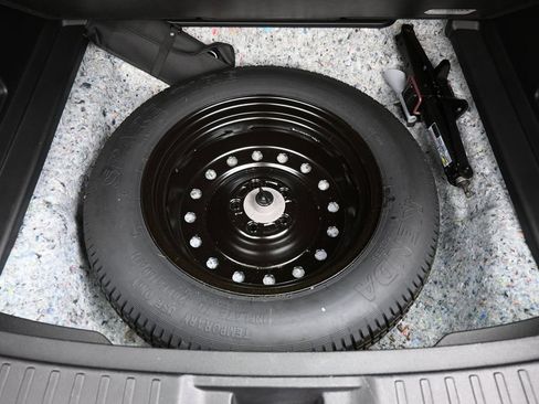 Certified 2024 Honda CR-V EX image 28