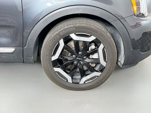 Used 2023 Kia Telluride S image 39