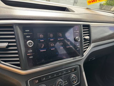 Used 2019 Volkswagen Atlas SE AWD/4WD image 25