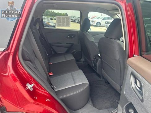 Used 2023 Nissan Rogue SV AWD/4WD image 14