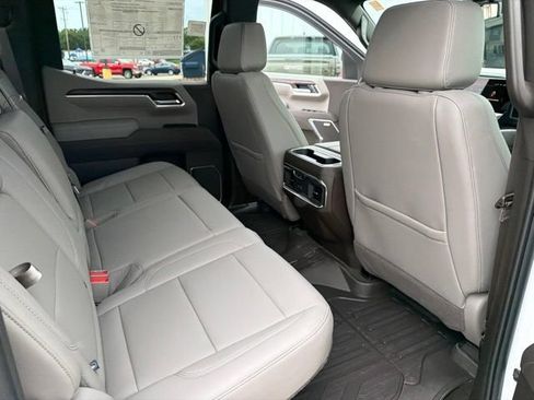 New 2026 GMC Sierra 1500 SLT w/ SLT Premium Plus Package AWD/4WD image 29