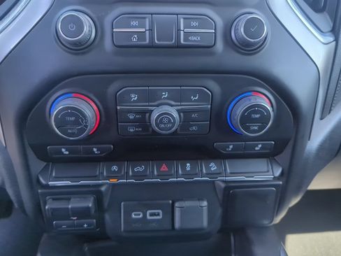 Certified 2022 Chevrolet Silverado 1500 RST AWD/4WD image 27