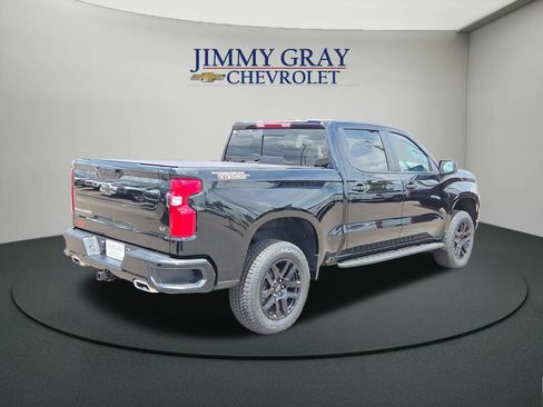 New 2026 Chevrolet Silverado 1500 LT Trail Boss w/ Convenience Package II AWD/4WD image 5