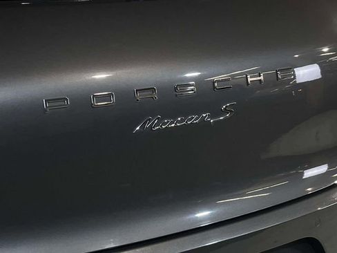 Used 2015 Porsche Macan S AWD/4WD image 11