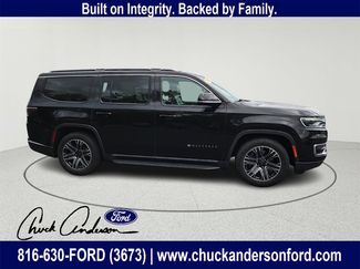 Used 2022 Jeep Wagoneer Series III w/ Flexible Seating Group video 2