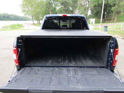 Used 2018 Ford F150 XLT w/ Equipment Group 302A Luxury AWD/4WD image 14
