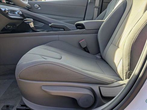 New 2026 Hyundai Elantra Sport image 3