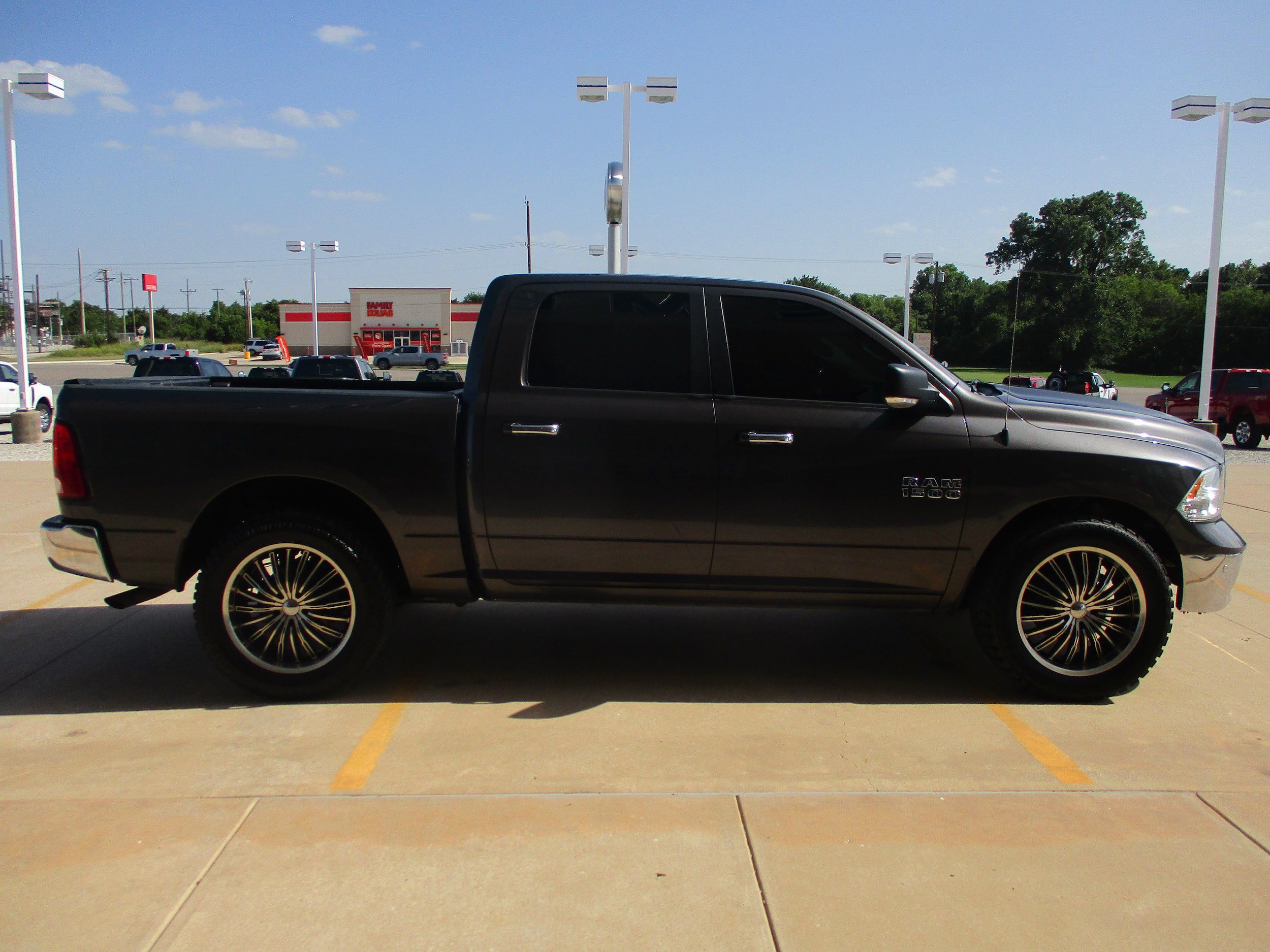Used 2017 RAM 1500 Big Horn AWD/4WD image 8