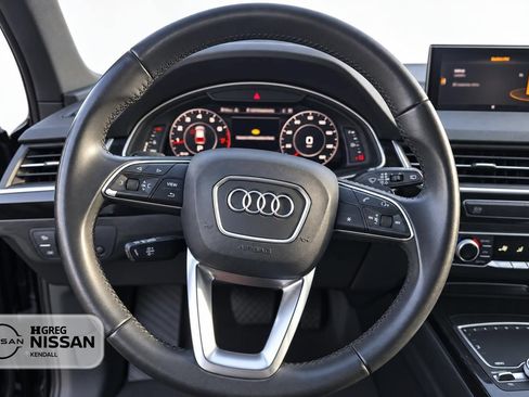Used 2017 Audi Q7 3.0T Premium Plus AWD/4WD image 10