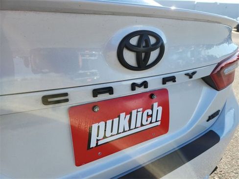 Used 2022 Toyota Camry XSE image 30
