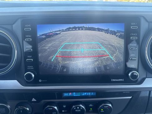 Used 2023 Toyota Tacoma SR5 w/ Technology Package AWD/4WD image 8