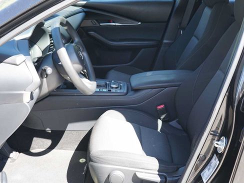 Used 2022 MAZDA CX-30 AWD 2.5 S image 9