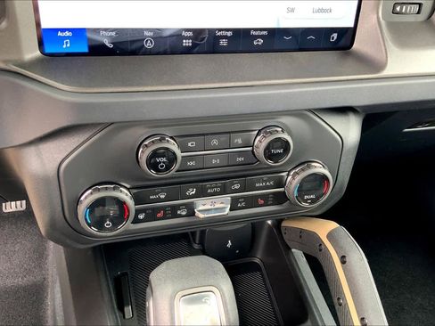 New 2026 Ford Bronco Badlands AWD/4WD image 18