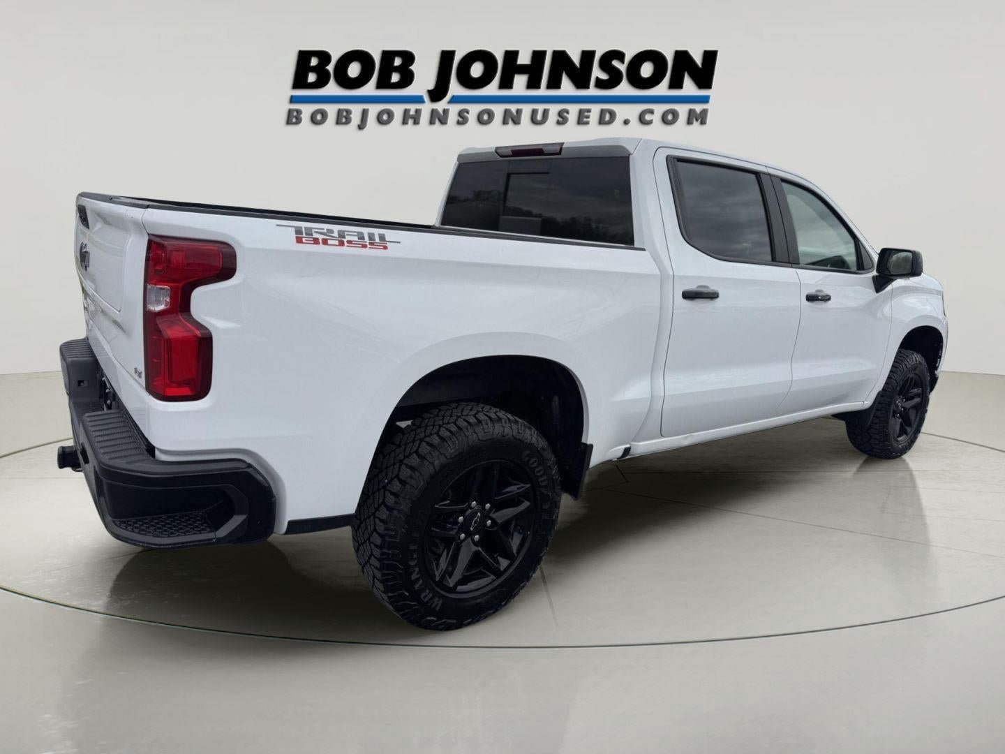 Used 2022 Chevrolet Silverado 1500 LT Trail Boss w/ Convenience Package II AWD/4WD image 4