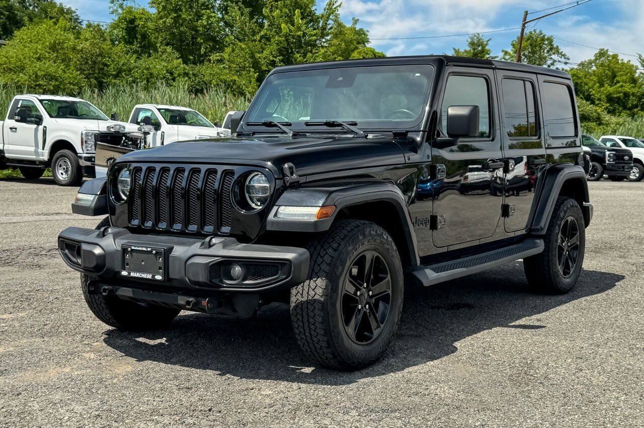 Used 2021 Jeep Wrangler Unlimited Sahara AWD/4WD image 7