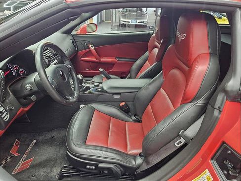 Used 2012 Chevrolet Corvette Grand Sport w/ 3LT Preferred Equipment Group RWD image 9
