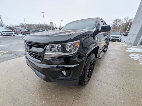 Used 2020 Chevrolet Colorado LT w/ Redline Special Edition image 8