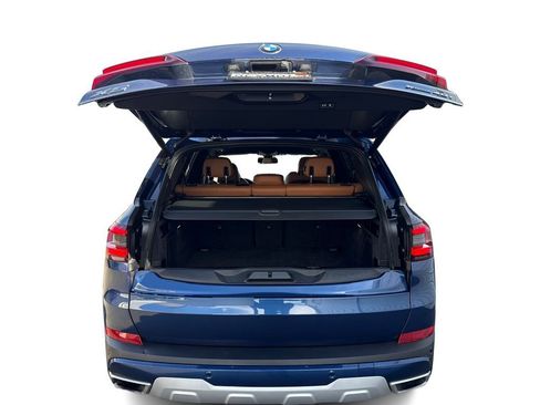 Used 2022 BMW X5 xDrive40i w/ Premium Package AWD/4WD image 13