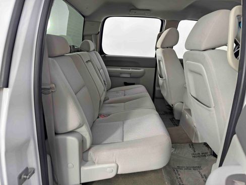 Used 2011 GMC Sierra 1500 SLE w/ Regional Value Package image 29