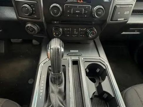 Used 2017 Ford F150 XLT w/ Equipment Group 302A Luxury AWD/4WD image 27