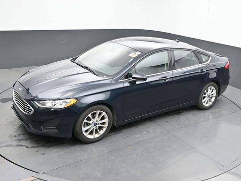 Used 2020 Ford Fusion SE FWD image 38