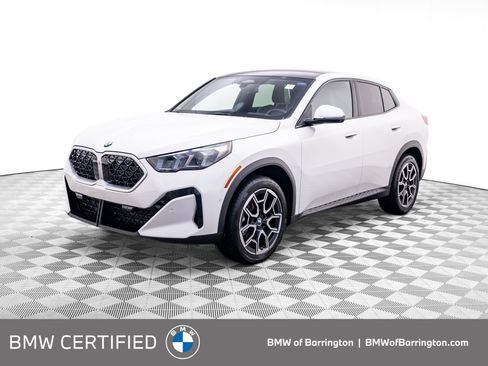 Used 2025 BMW X2 xDrive28i AWD/4WD image 1