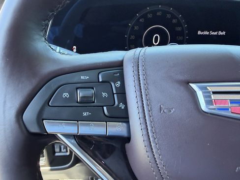 Certified 2022 Cadillac Escalade Premium Luxury Platinum image 31