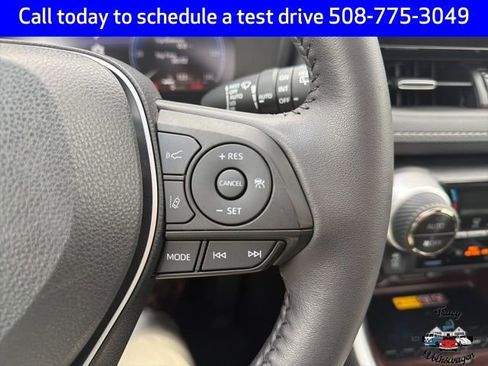 Used 2023 Toyota RAV4 Limited image 14
