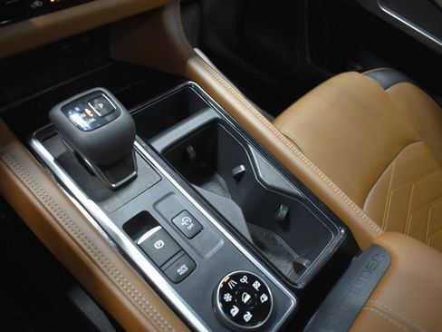 Certified 2023 Nissan Pathfinder Platinum w/ Cargo Package image 20