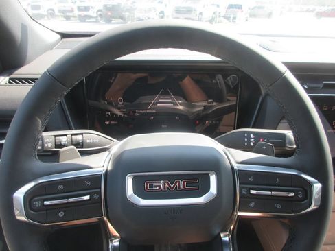 New 2027 GMC Terrain Elevation w/ Elevation Premium Package FWD image 14