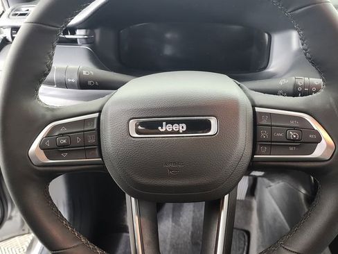 Used 2023 Jeep Compass High Altitude image 15