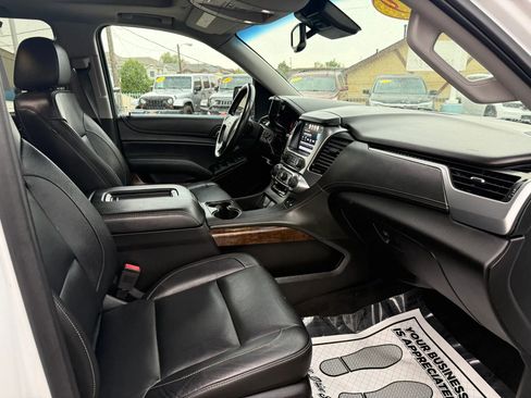Used 2019 Chevrolet Tahoe LT AWD/4WD image 17