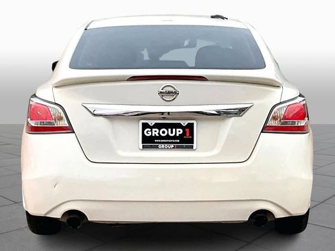 Used 2014 Nissan Altima 2.5 SL w/ Technology Package image 4