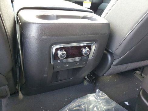 New 2026 GMC Yukon XL AT4 image 16