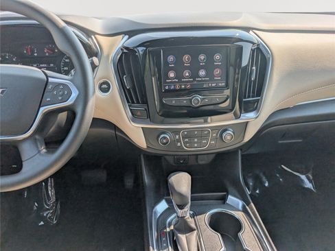 Used 2023 Chevrolet Traverse LS AWD/4WD image 18