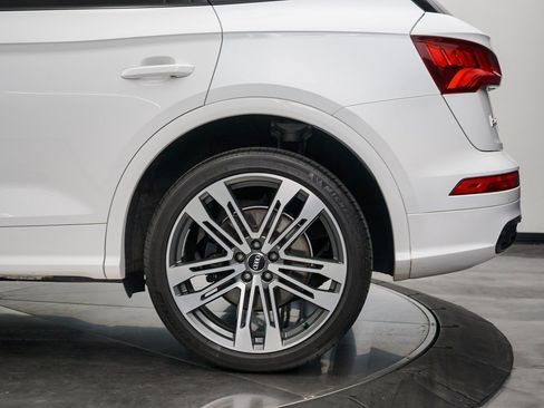 Used 2020 Audi SQ5 Premium Plus w/ Premium Plus Package image 17