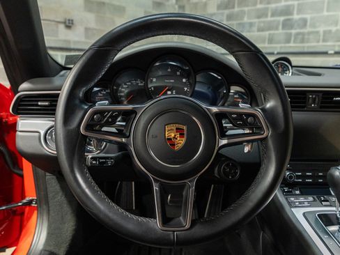Used 2018 Porsche 911 Carrera RWD image 36