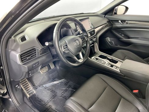 Used 2022 Honda Accord Sport image 9