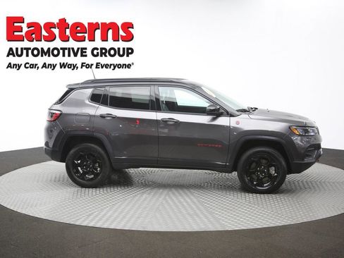 Used 2023 Jeep Compass Trailhawk AWD/4WD image 44