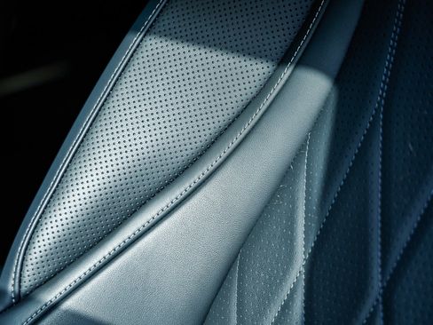 Certified 2025 Mercedes-Benz CLE 53 AMG 4MATIC Coupe image 23