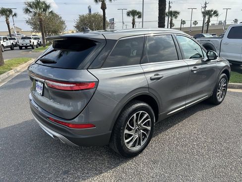 Used 2021 Lincoln Corsair FWD w/ Convenience Package image 6