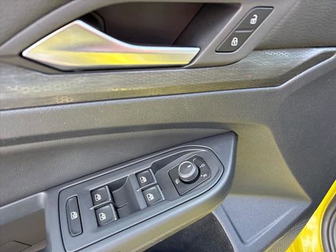 Used 2022 Volkswagen GTI Autobahn image 23