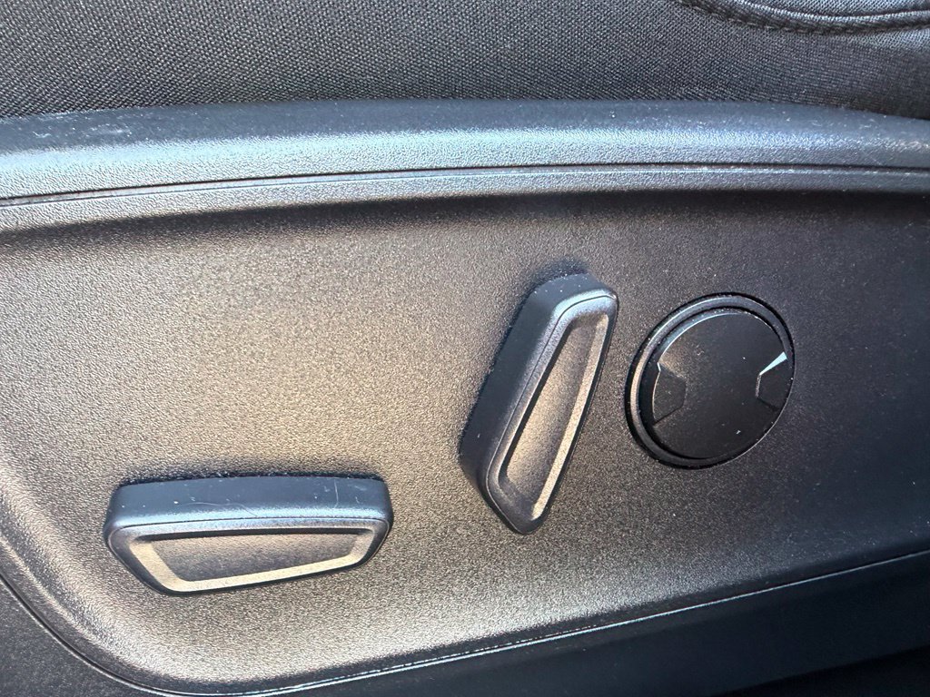 Certified 2023 Ford Escape Active AWD/4WD image 13