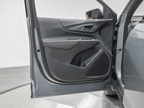 Used 2024 Chevrolet Equinox RS image 12