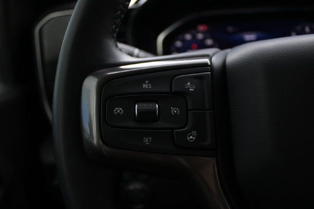 Used 2025 Chevrolet Silverado 2500 High Country AWD/4WD image 9