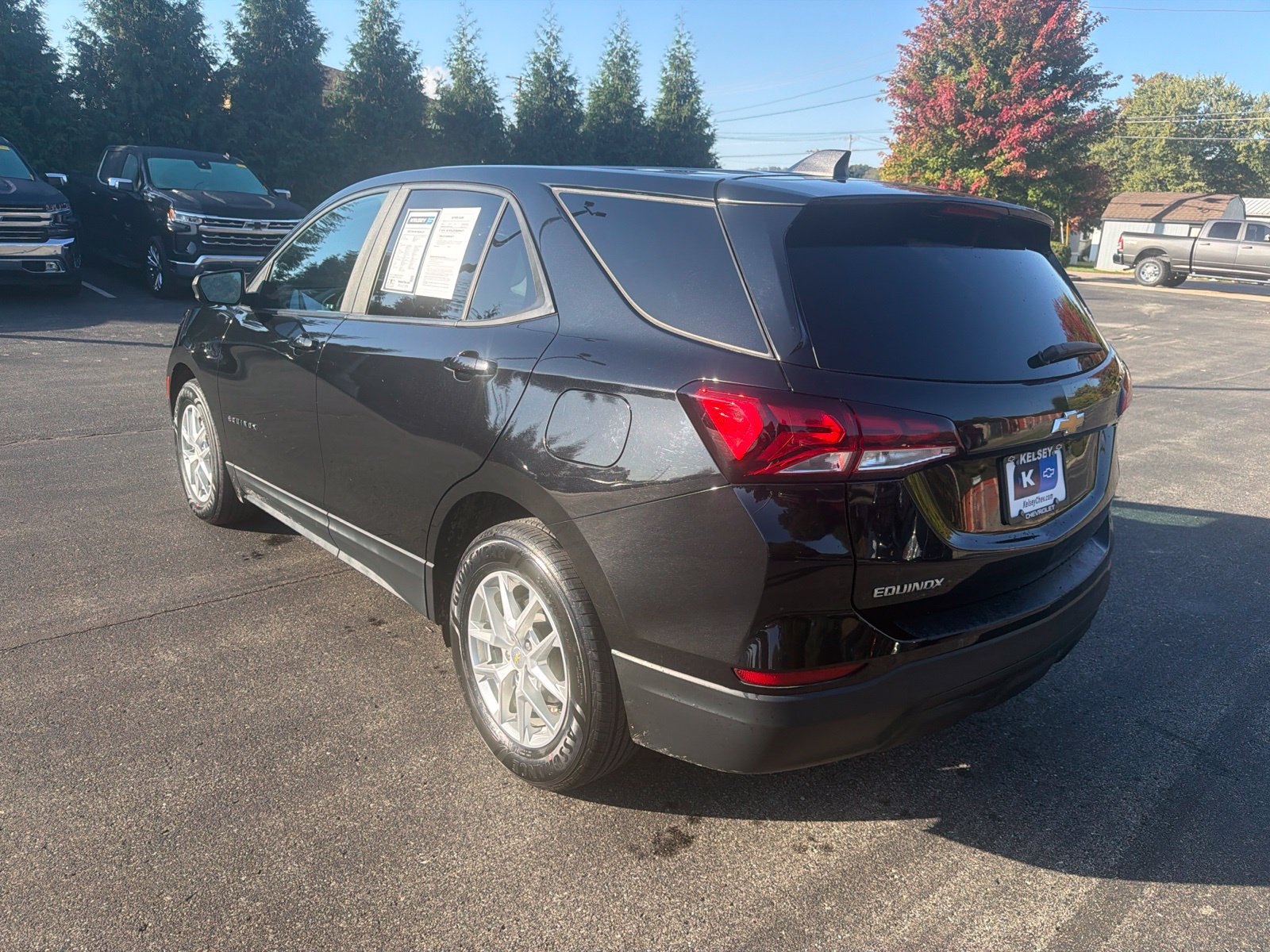 Certified 2022 Chevrolet Equinox LS w/ LS Convenience Package FWD image 3